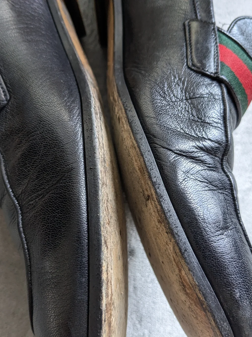 Gucci Black Leather Men's Loafers with Green-Red Web and Gold GG US 9.5